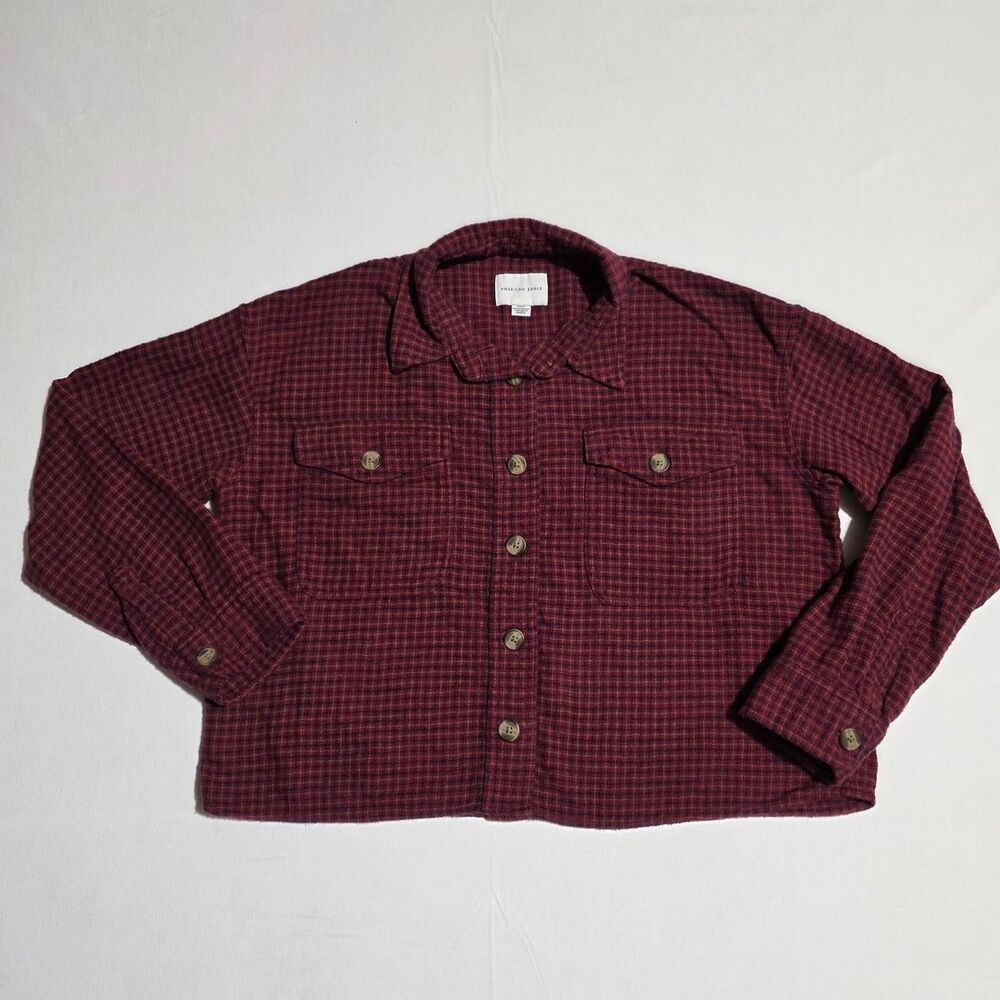 American Eagle Cropped Flannel Shirt Shacket Red Burgundy Checkered Plaid Small - Picture 2 of 7